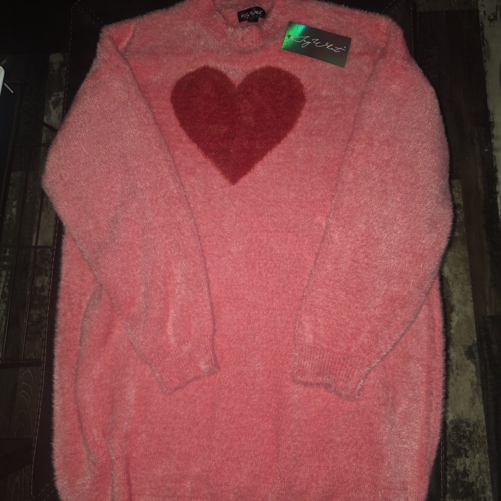 Chic Pink Sweater with Heart Accent